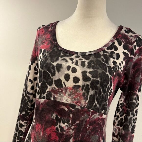 Floral and Leopard Print Long Sleeve sweater Dress size medium - Picture 2 of 13